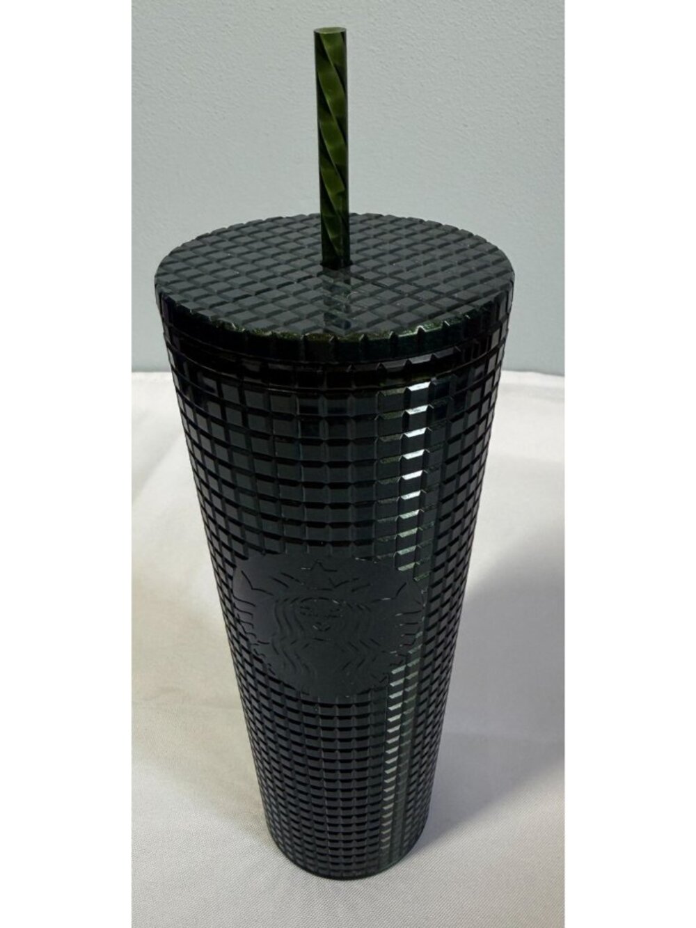 Starbucks Dark Green Square Grid Venti 24oz Cold Cup Trumbler Twist Lid